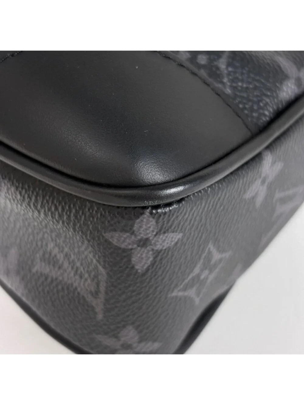 Louis Vuitton Porte Documents Voyage Briefcase Business Monogram Eclipse Noir